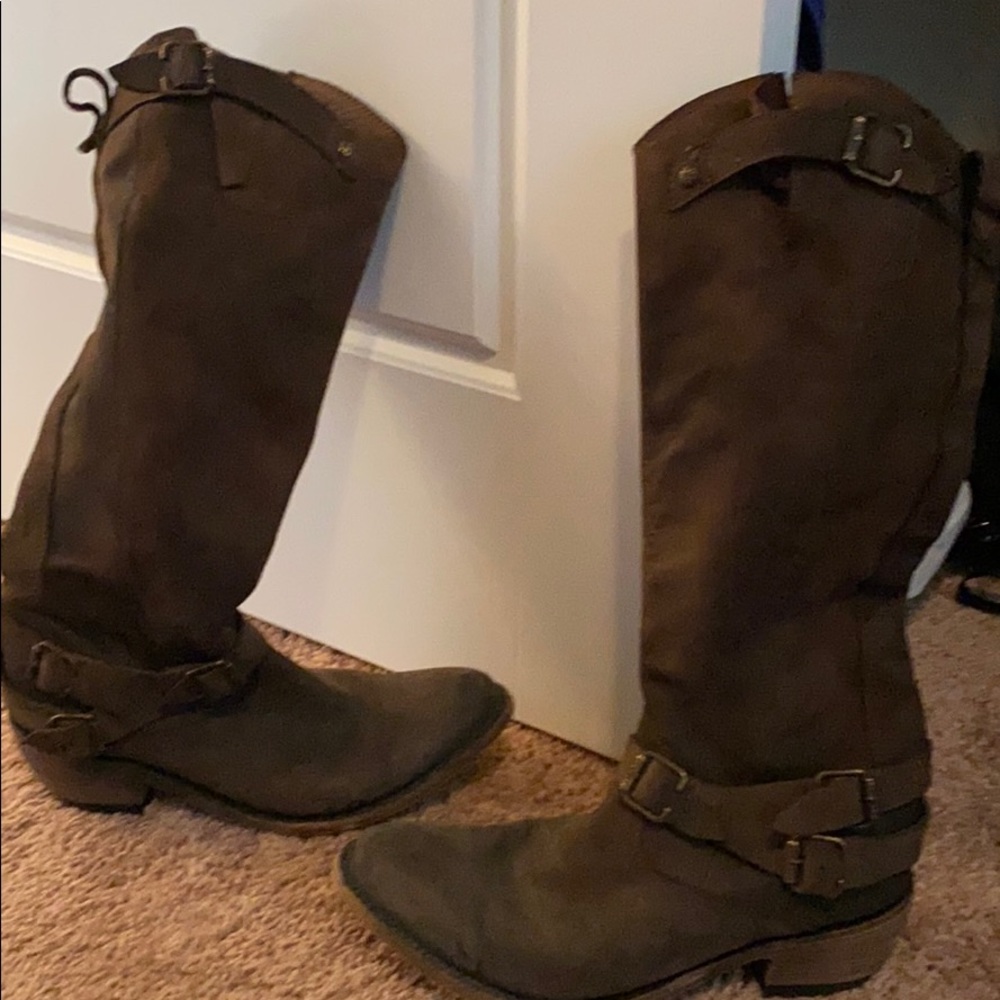 Boots